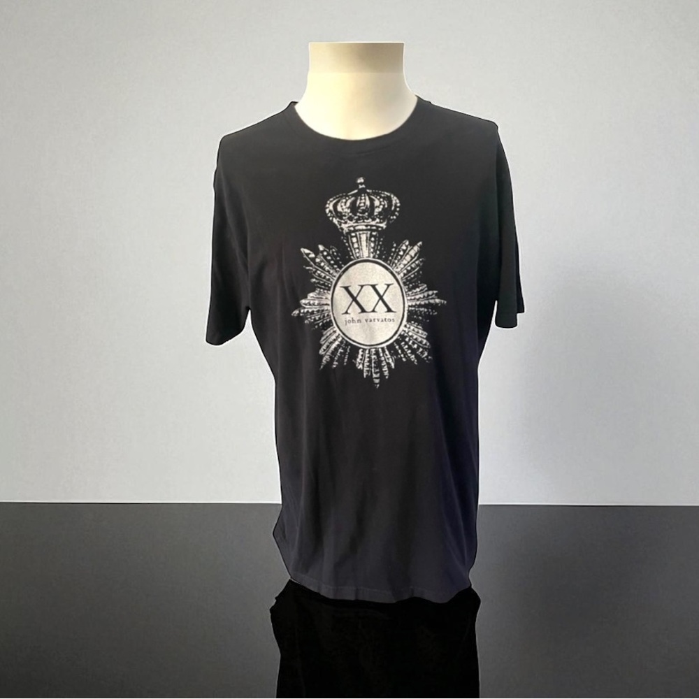 JOHN VARVATOS NEXT LEVEL BLACK SILVER GRAPHIC TEE SIZE LARGE